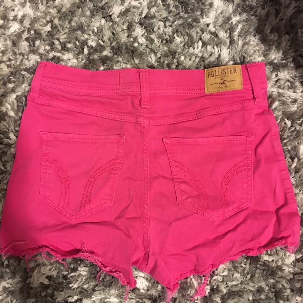 Pink shorts - Picture 3 of 3